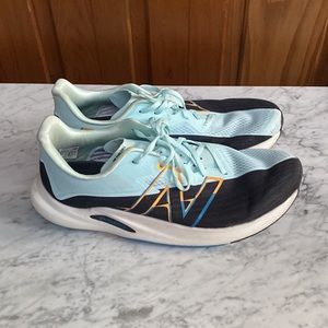 New Balance sz 12 fuel cell rebel